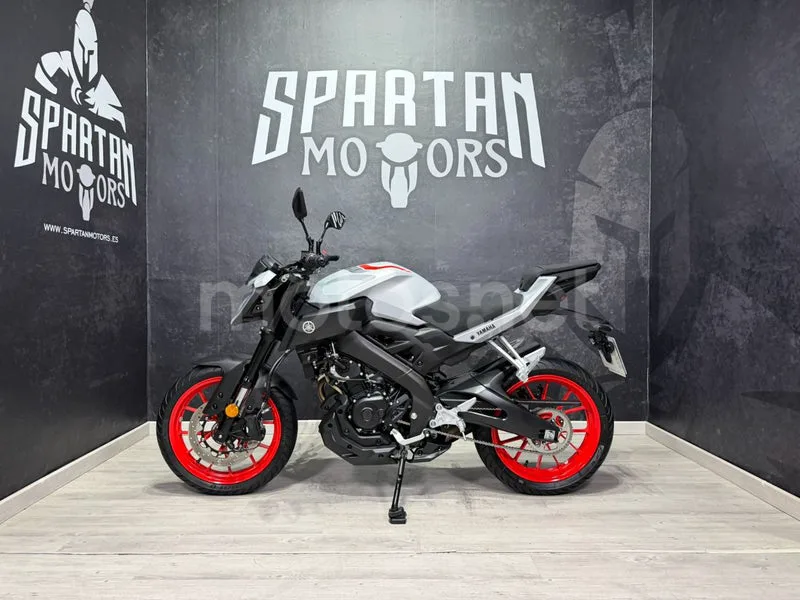 Yamaha MT-125 - Vista 4