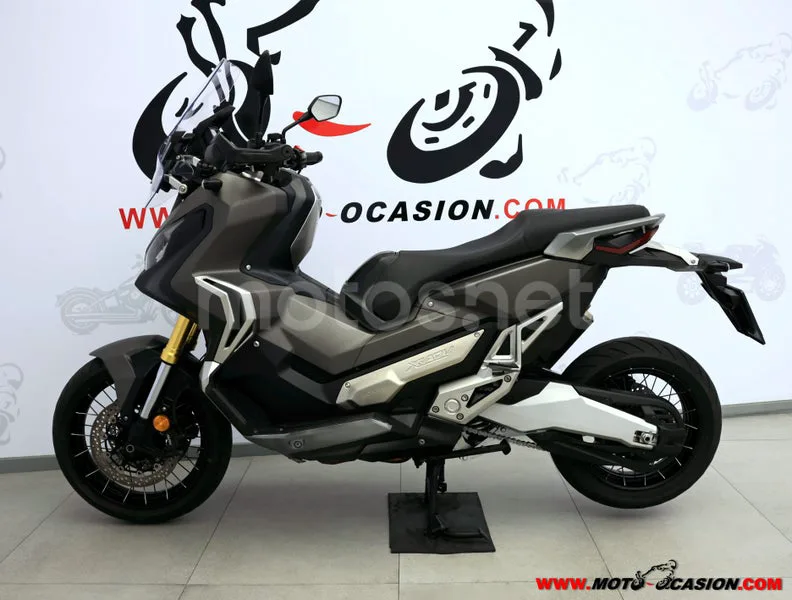Honda X-ADV - Vista 7