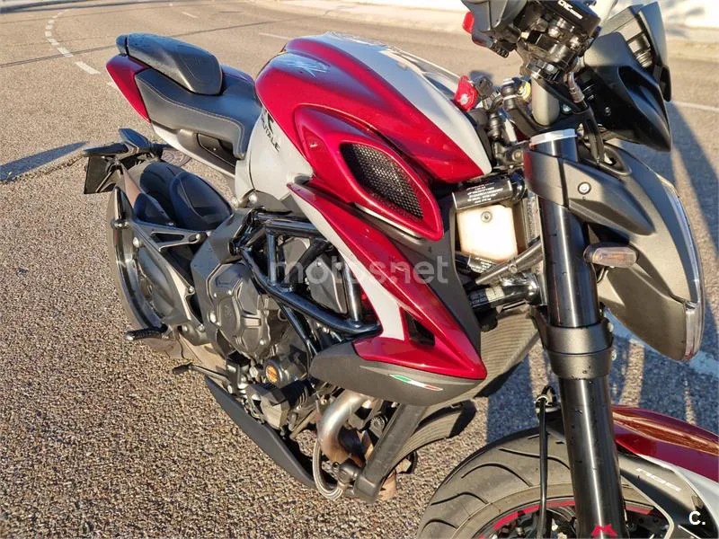 MV Agusta Brutale - Vista 3