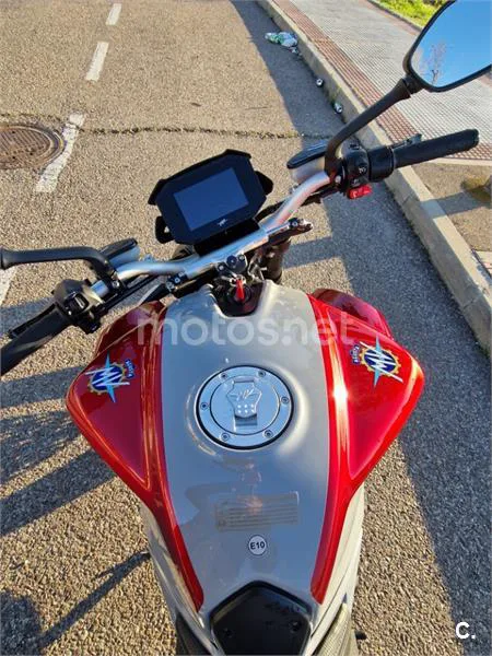 MV Agusta Brutale - Vista 7