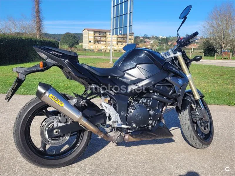 Suzuki GSR750 4500 € 2014 Asturias - 1