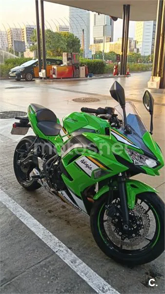 Kawasaki Ninja 650 - Vista 5