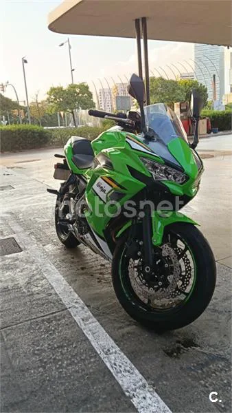 Kawasaki Ninja 650 - Vista 6