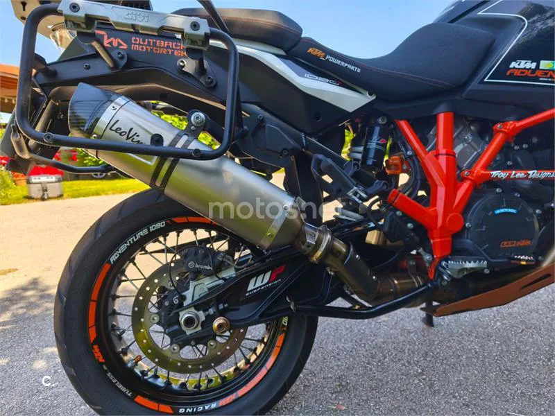 KTM 1090 Adventure - Vista 4
