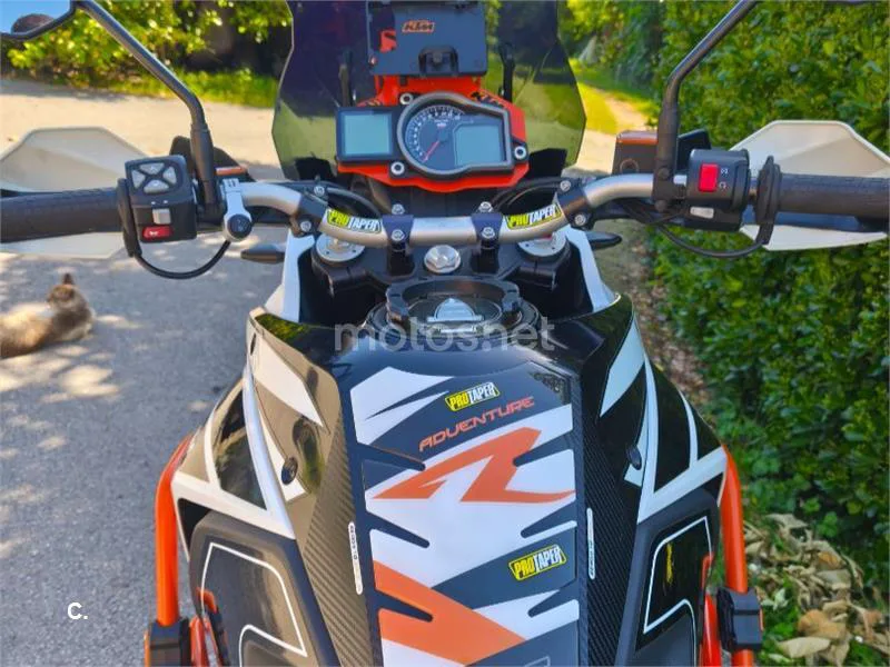 KTM 1090 Adventure - Vista 6