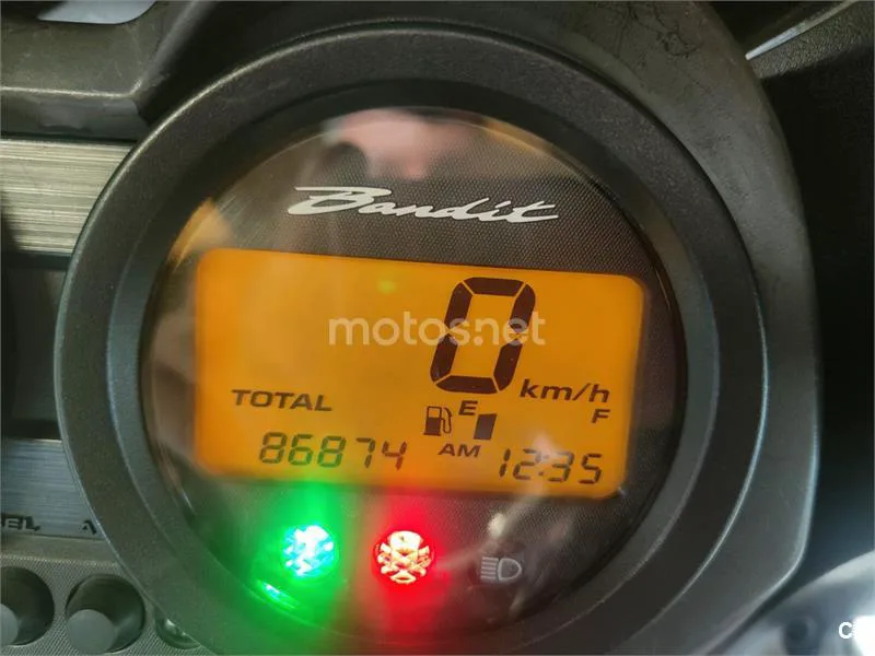 Suzuki Bandit 650S - Vista 7