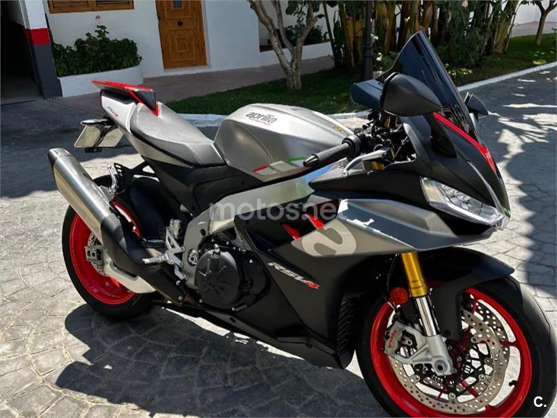 Aprilia RSV4 - Vista 5