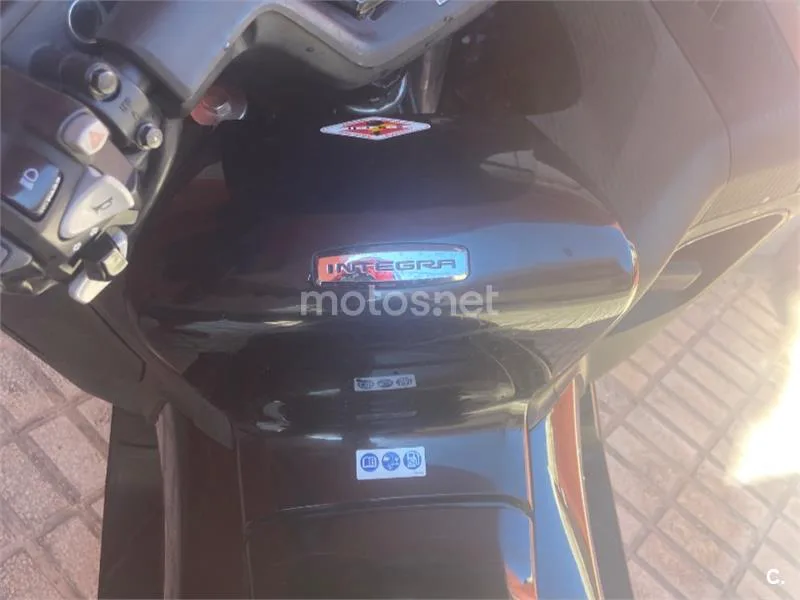 Honda Integra 750 S - Vista 4