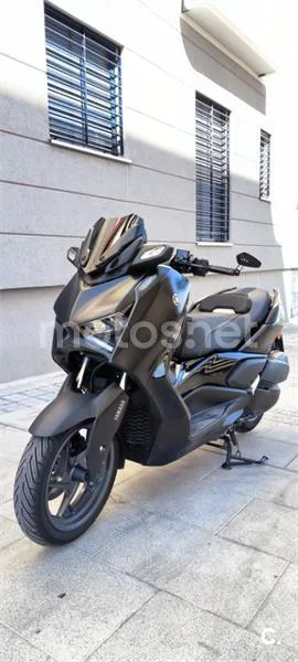 Yamaha XMAX 300 5800 € 2025 Madrid - 1
