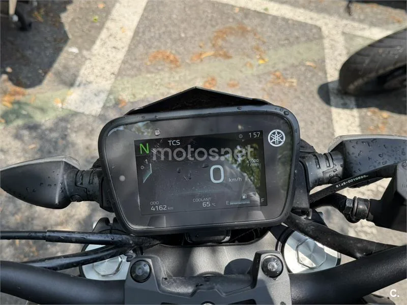 Yamaha MT-125 - Vista 5