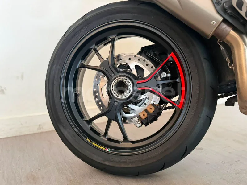 Ducati Multistrada V4 - Vista 21
