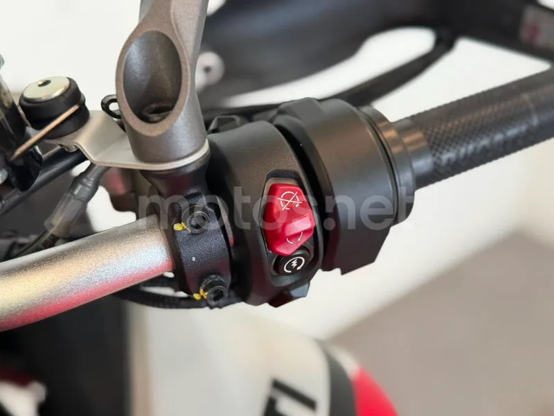 Ducati Multistrada V4 - Vista 6