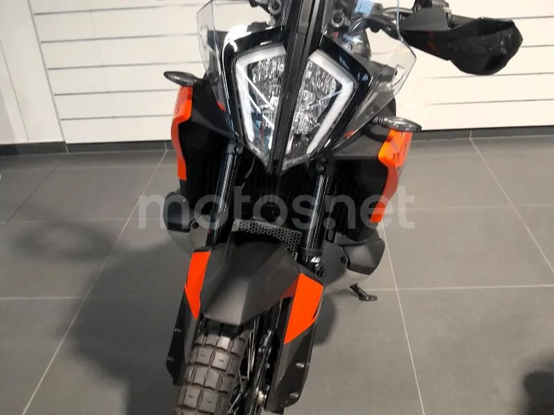 KTM 790 Adventure - Vista 3