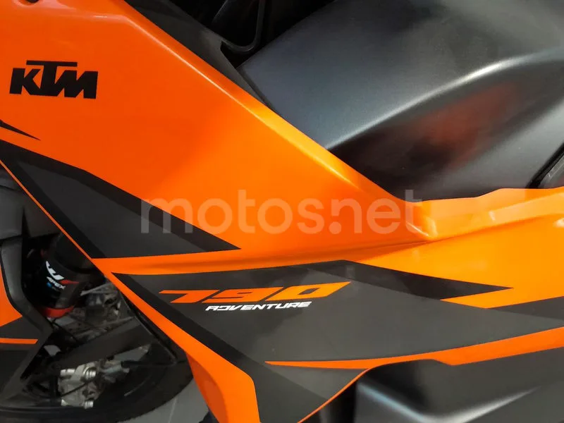 KTM 790 Adventure - Vista 4