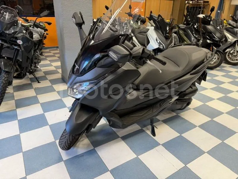 Honda Forza 125 - Vista 4