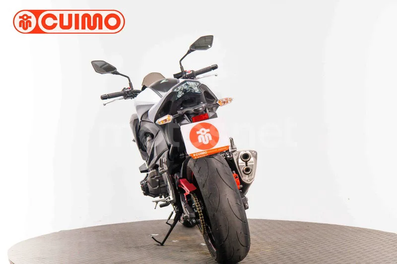 Kawasaki Z800 - Vista 5