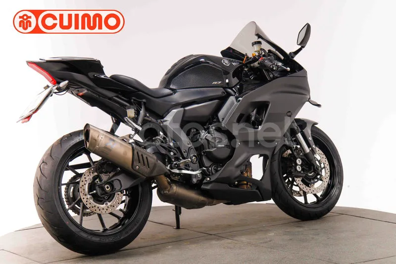 Yamaha YZF-R7 - Vista 4
