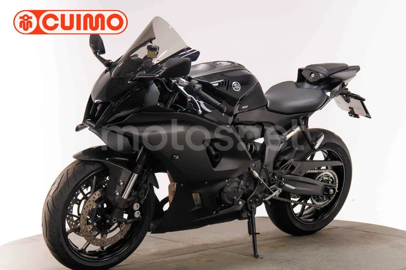 Yamaha YZF-R7 - Vista 9