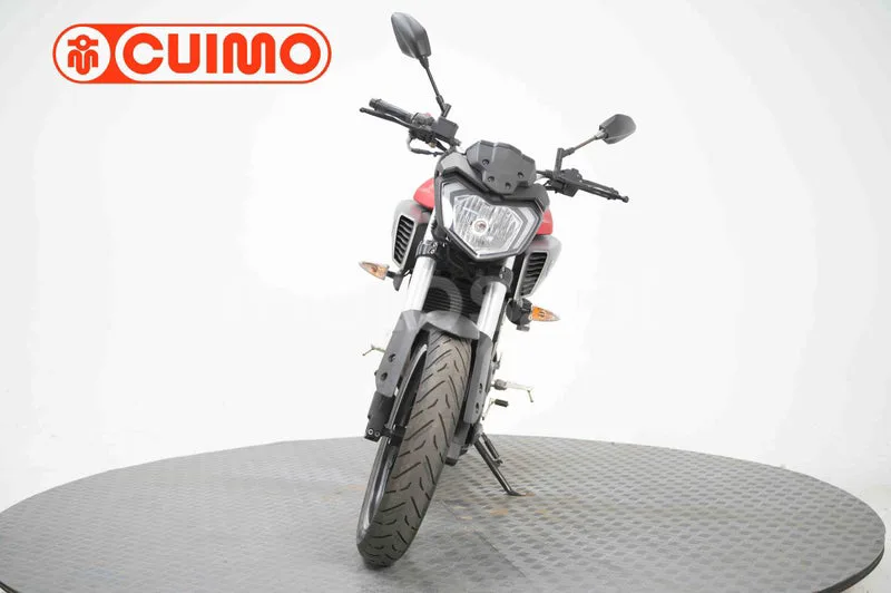 Yamaha MT-125 - Vista 12