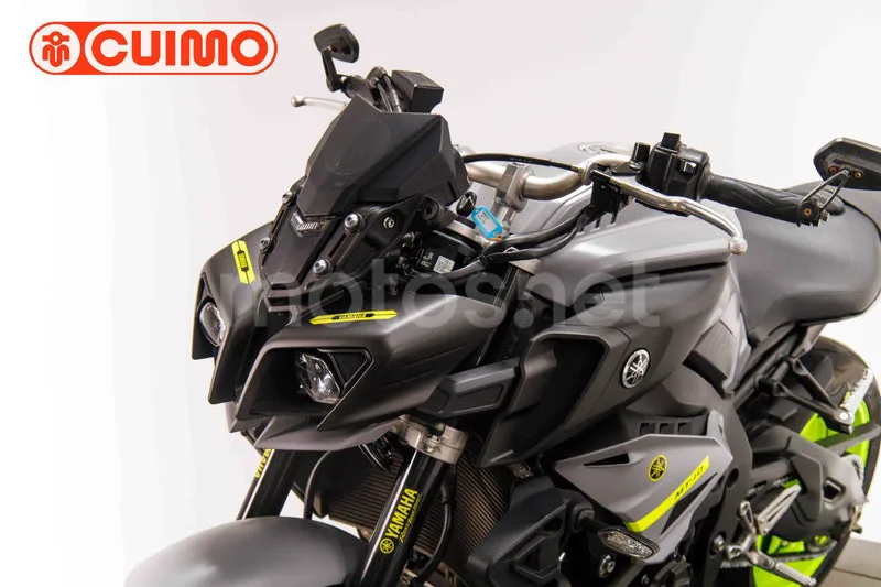 Yamaha MT-10 - Vista 22