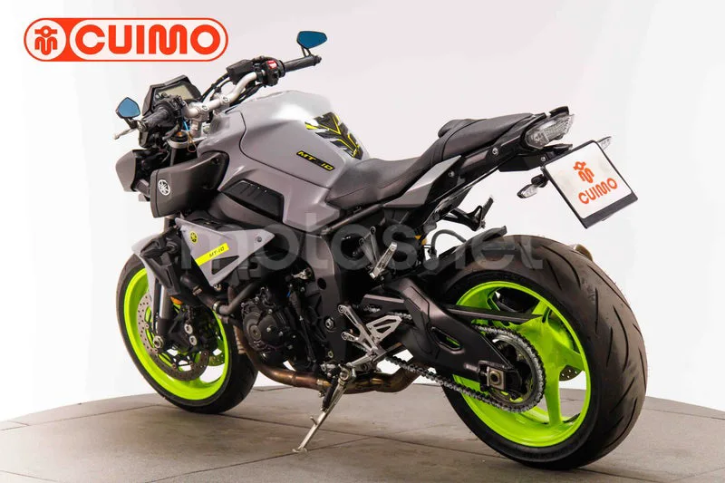 Yamaha MT-10 - Vista 6