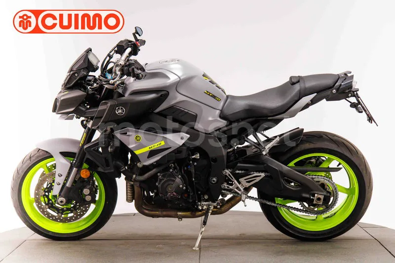 Yamaha MT-10 - Vista 8