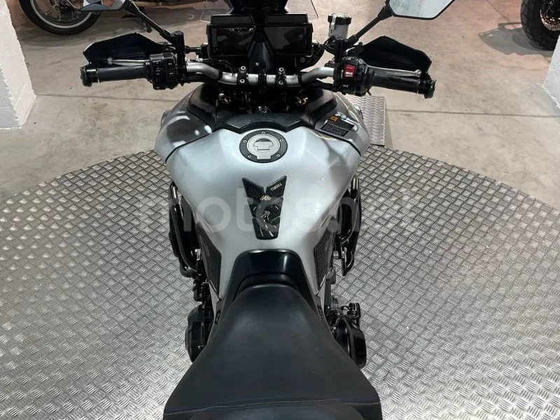 Yamaha Tracer 9 - Vista 7