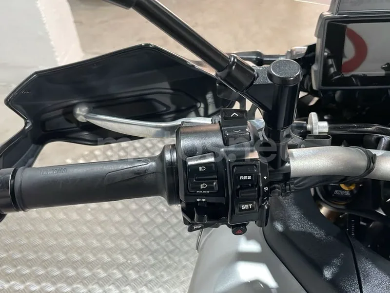 Yamaha Tracer 9 - Vista 10
