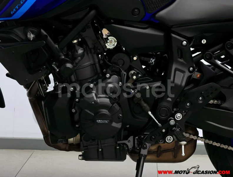 Yamaha MT-07 - Vista 10