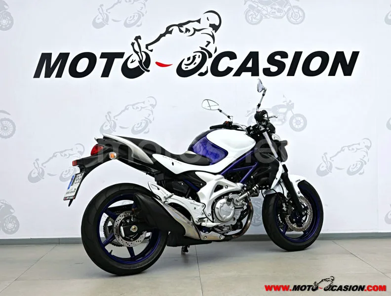 Suzuki Gladius 650 - Vista 3