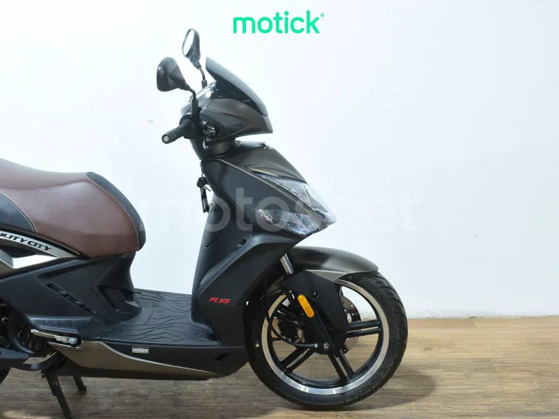 Kymco Agility City 125 - Vista 4