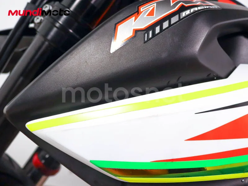 KTM 690 Duke - Vista 22