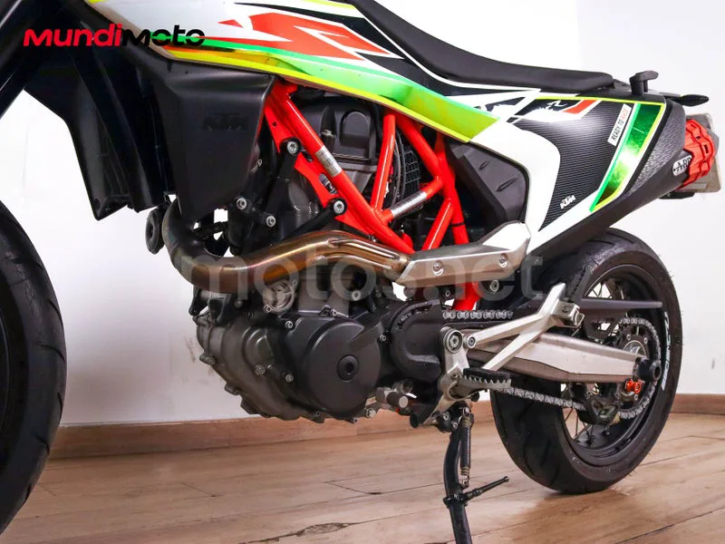 KTM 690 Duke - Vista 10