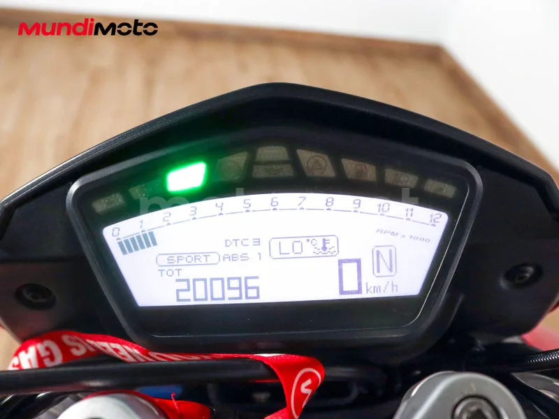 Ducati Hypermotard 939 - Vista 12