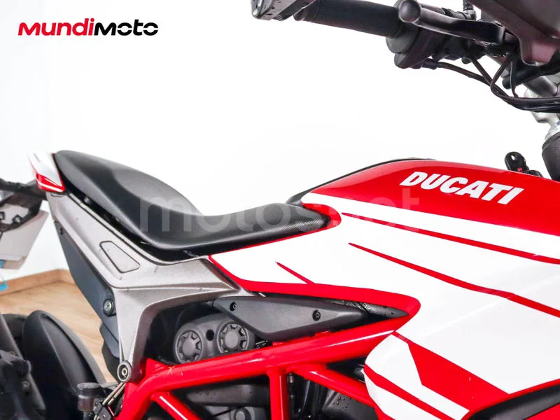 Ducati Hypermotard 939 - Vista 31