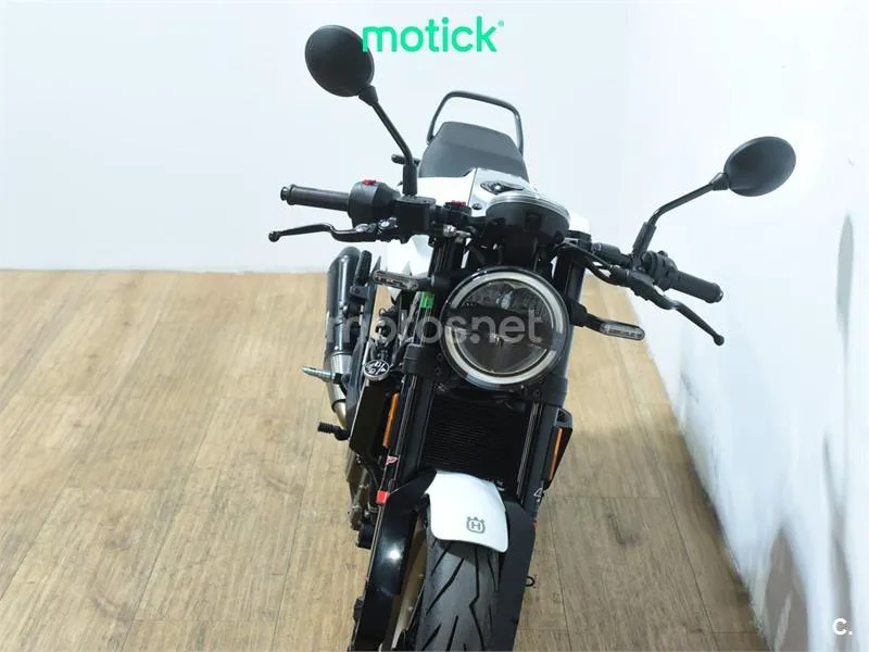 Husqvarna Vitpilen 401 - Vista 11
