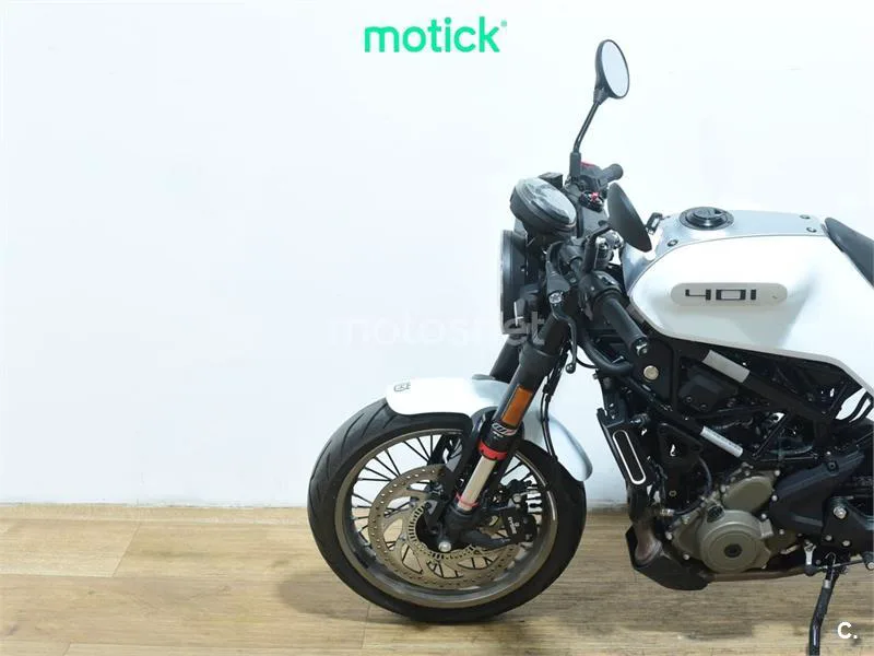Husqvarna Vitpilen 401 - Vista 8