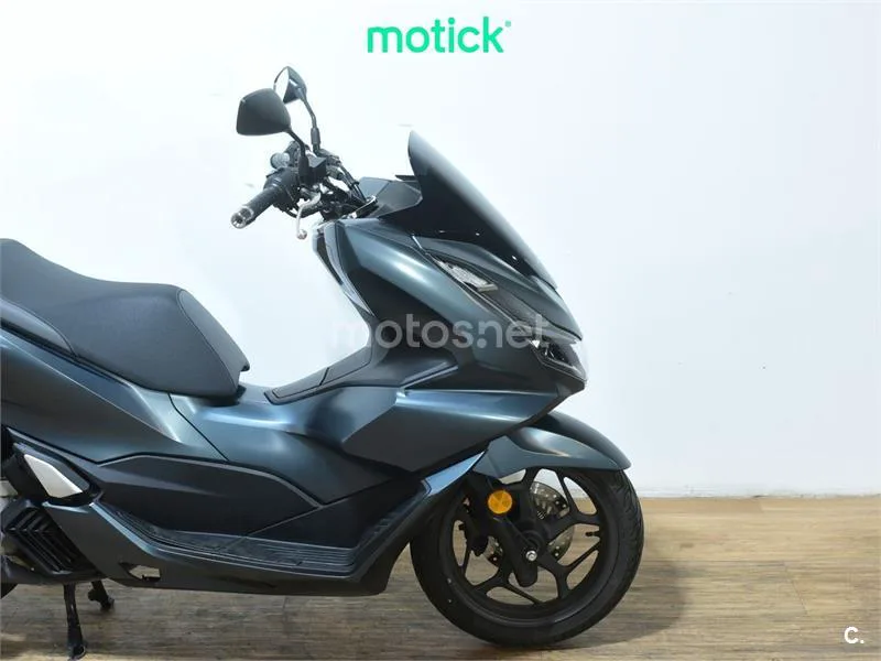 Honda PCX125 - Vista 4