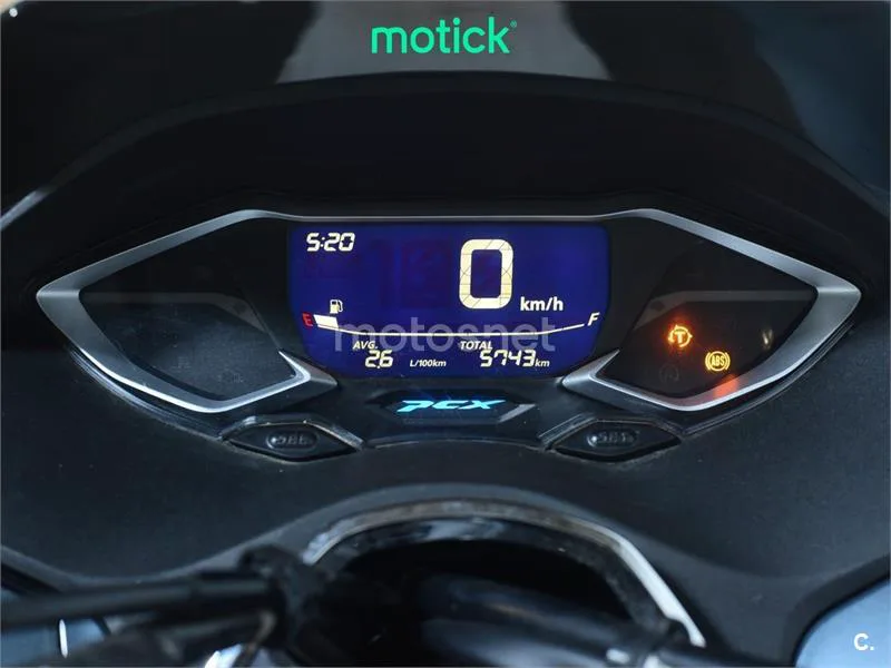 Honda PCX125 - Vista 5