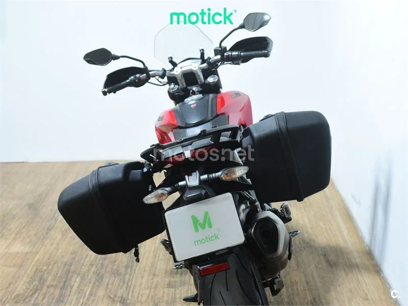 Ducati Hyperstrada - Vista 6
