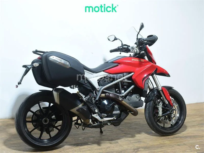 Ducati Hyperstrada - Vista 10