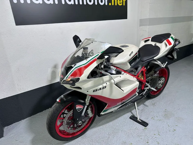 Ducati 848 - Vista 4