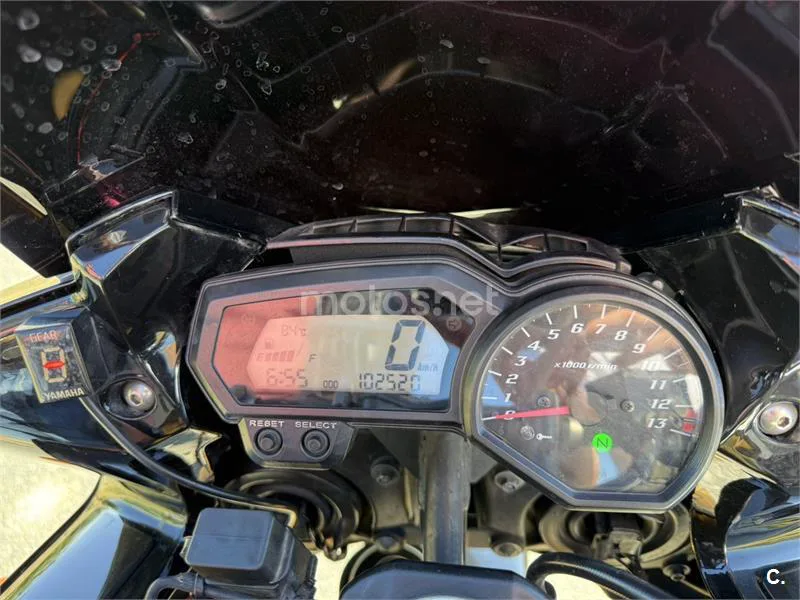 Yamaha FZ1 Fazer - Vista 10