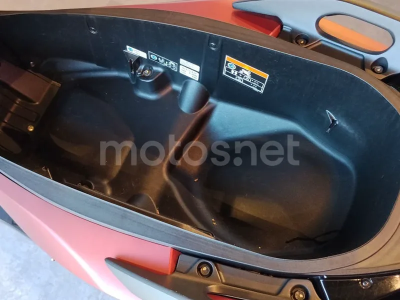 Honda Forza 125 - Vista 13
