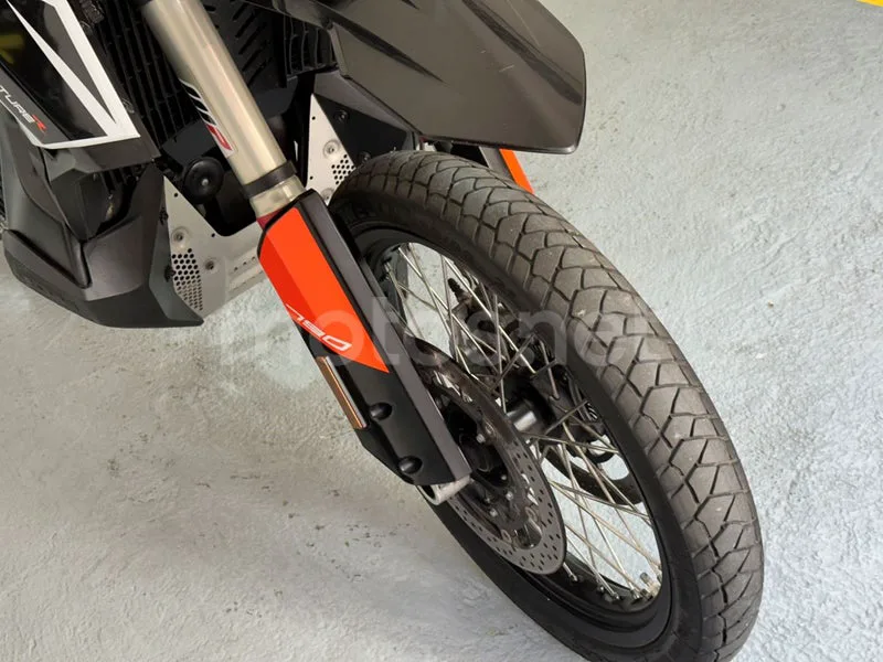 KTM 790 Adventure - Vista 21
