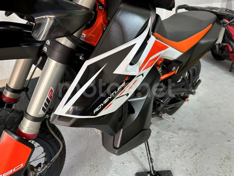 KTM 790 Adventure - Vista 27