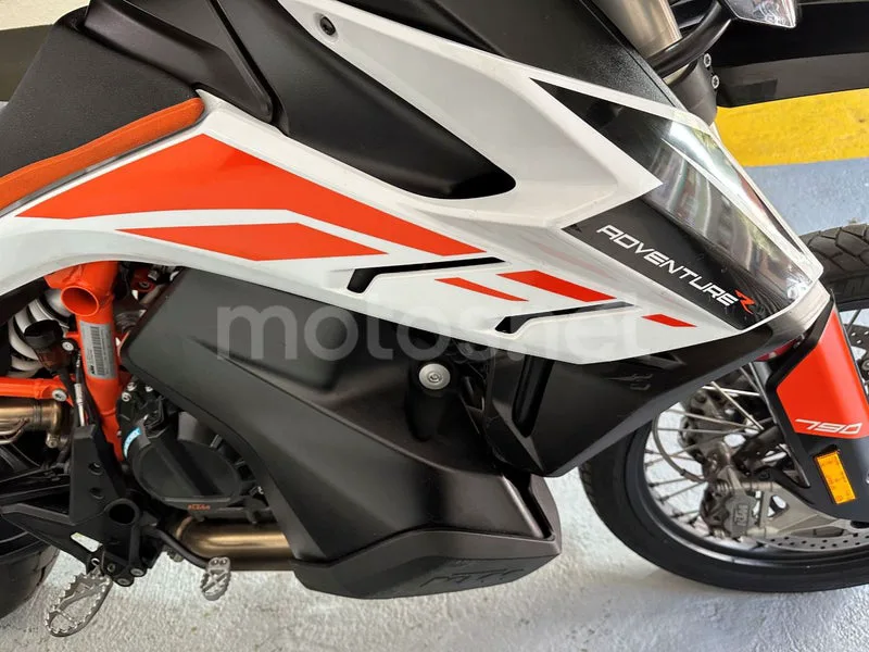 KTM 790 Adventure - Vista 30