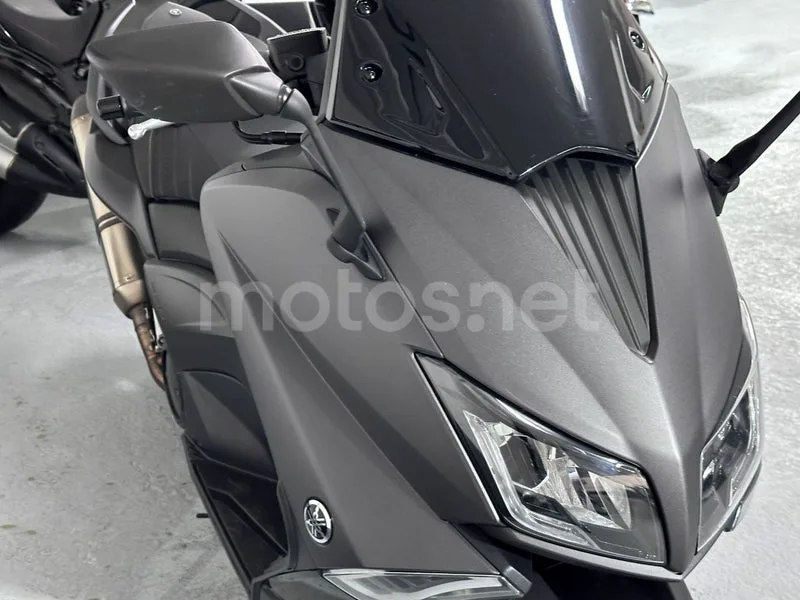 Yamaha TMAX 530 - Vista 19