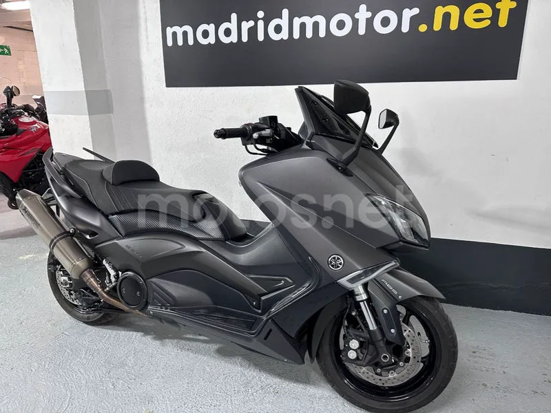 Yamaha TMAX 530 - Vista 3