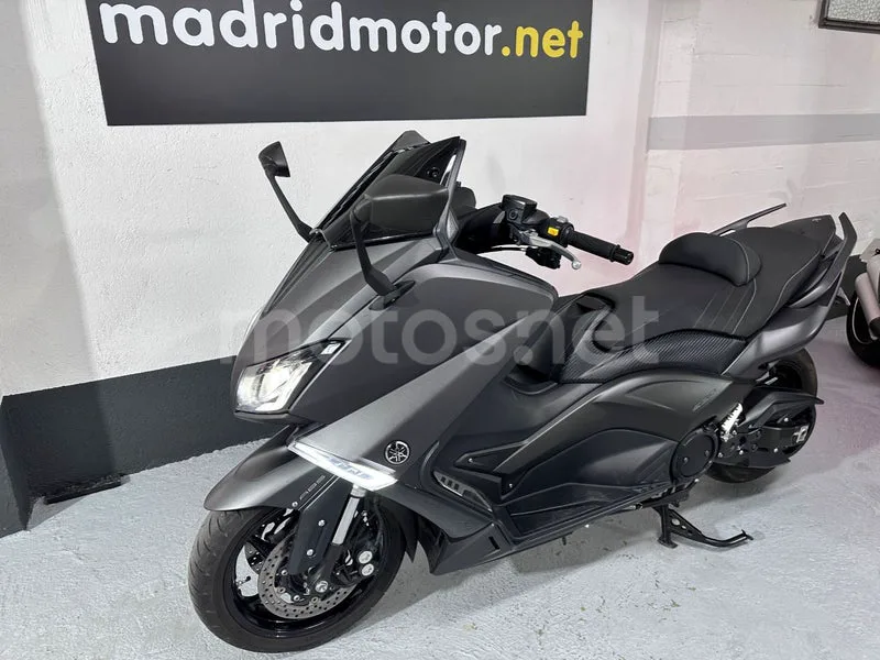 Yamaha TMAX 530 - Vista 4